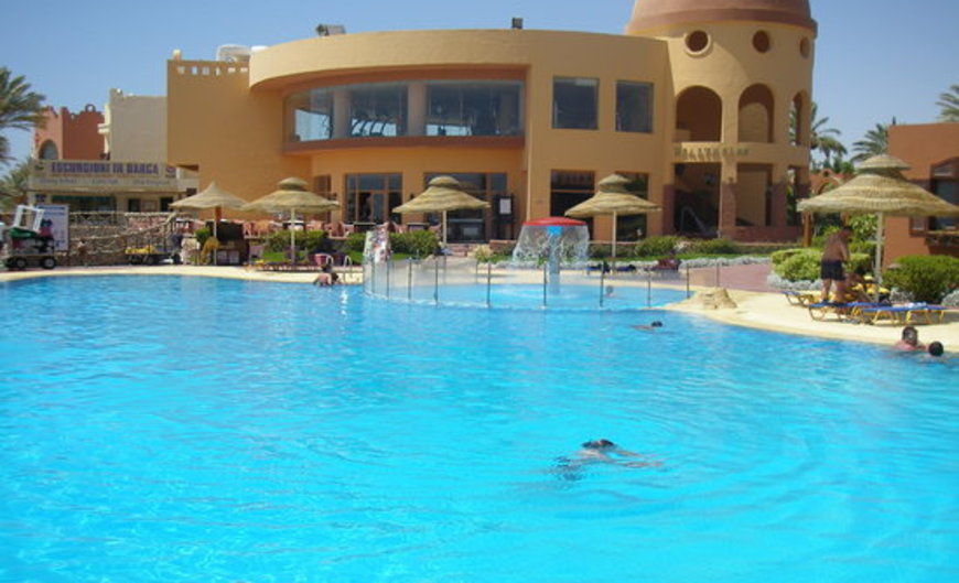 Sea Club Royal Nubian Island Hotel