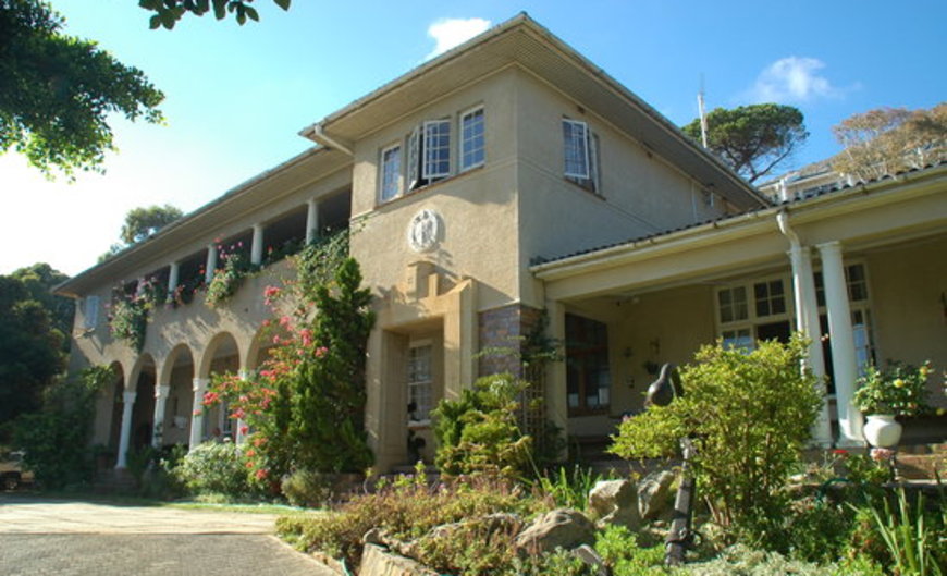 TopSail House Hostel