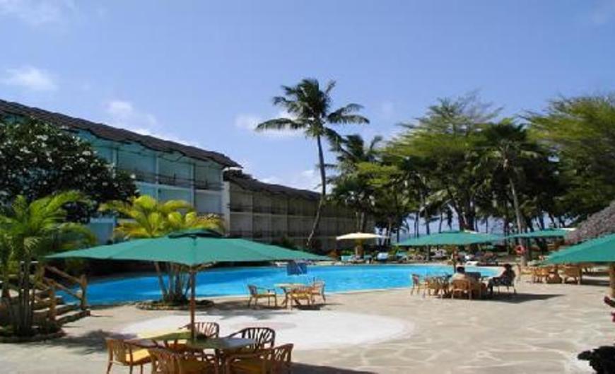 Travellers Beach Hotel & Club Resort