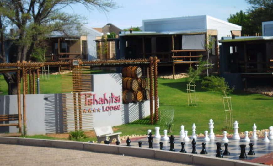Tshahitsi Lodge