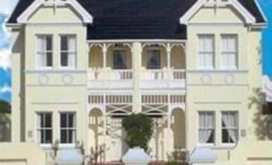 Victorian Villa Guest Manor