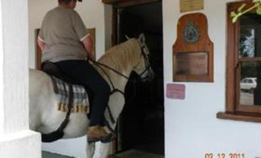 The Historic Pig & Whistle Inn