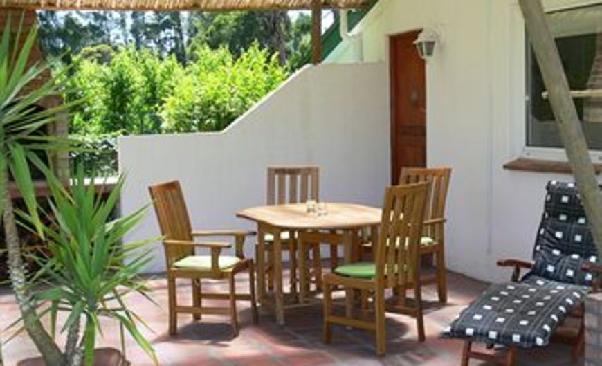 Orange-Ville Guesthouse