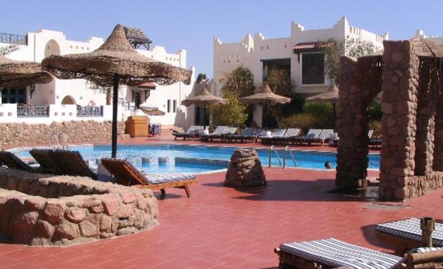 Al Diwan Resort Hotel